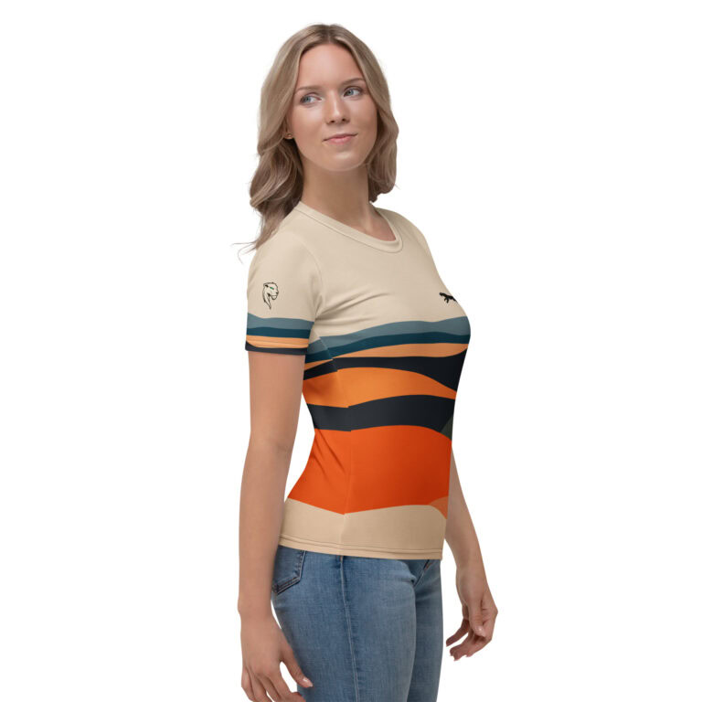 Savanna Lioness | Women's T-Shirt - Image 4